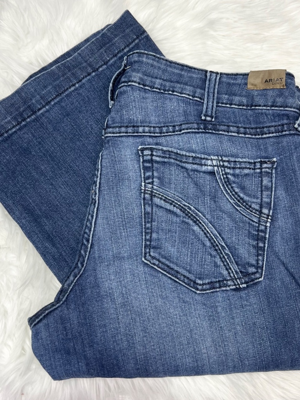 🚫👖🤠ARIAT • Trouser Jeans 32x33 Medium Wash Wide Leg Western Stretch Denim - Picture 3 of 8